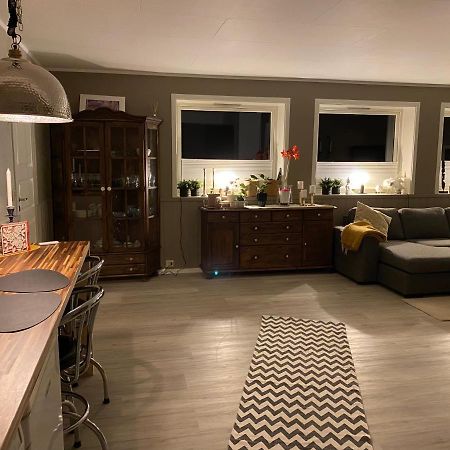 Lyngen, Mackay Appartment, Lyngen Lyngseidet المظهر الخارجي الصورة