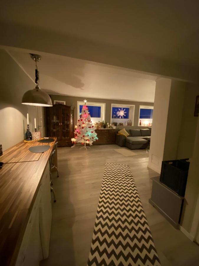 Lyngen, Mackay Appartment, Lyngen Lyngseidet المظهر الخارجي الصورة