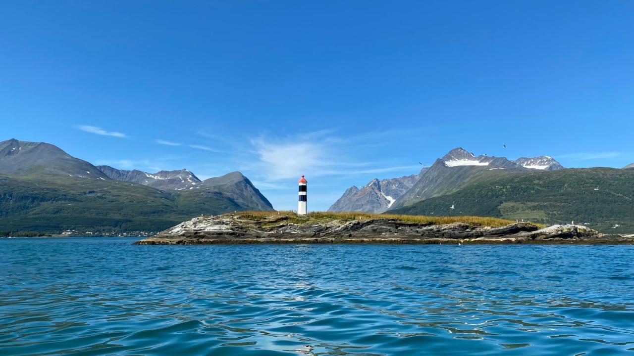 Lyngen, Mackay Appartment, Lyngen Lyngseidet المظهر الخارجي الصورة