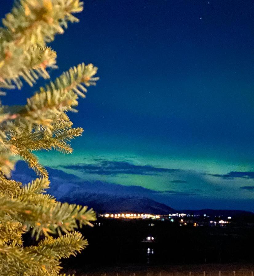 Lyngen, Mackay Appartment, Lyngen Lyngseidet المظهر الخارجي الصورة