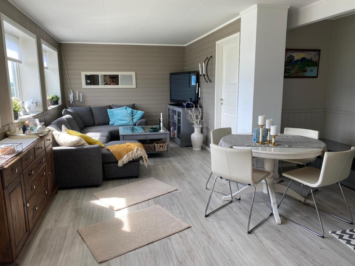 Lyngen, Mackay Appartment, Lyngen Lyngseidet المظهر الخارجي الصورة